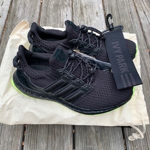 Size 9.5 unisex IVP Ultra Boost OG. Brand new in box.